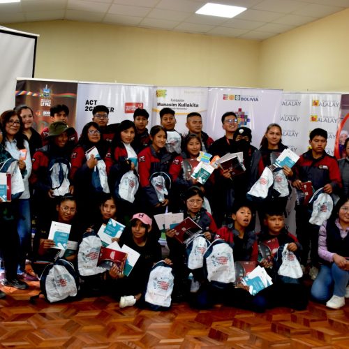 !LAS VOCES DE LAS NIÑAS, NIÑOS Y ADOLESCENTES SEAN ESCUCHADAS¡                   Comité Departamental de Niñas, Niños y Adolescentes – Fundación Munasim Kullakita